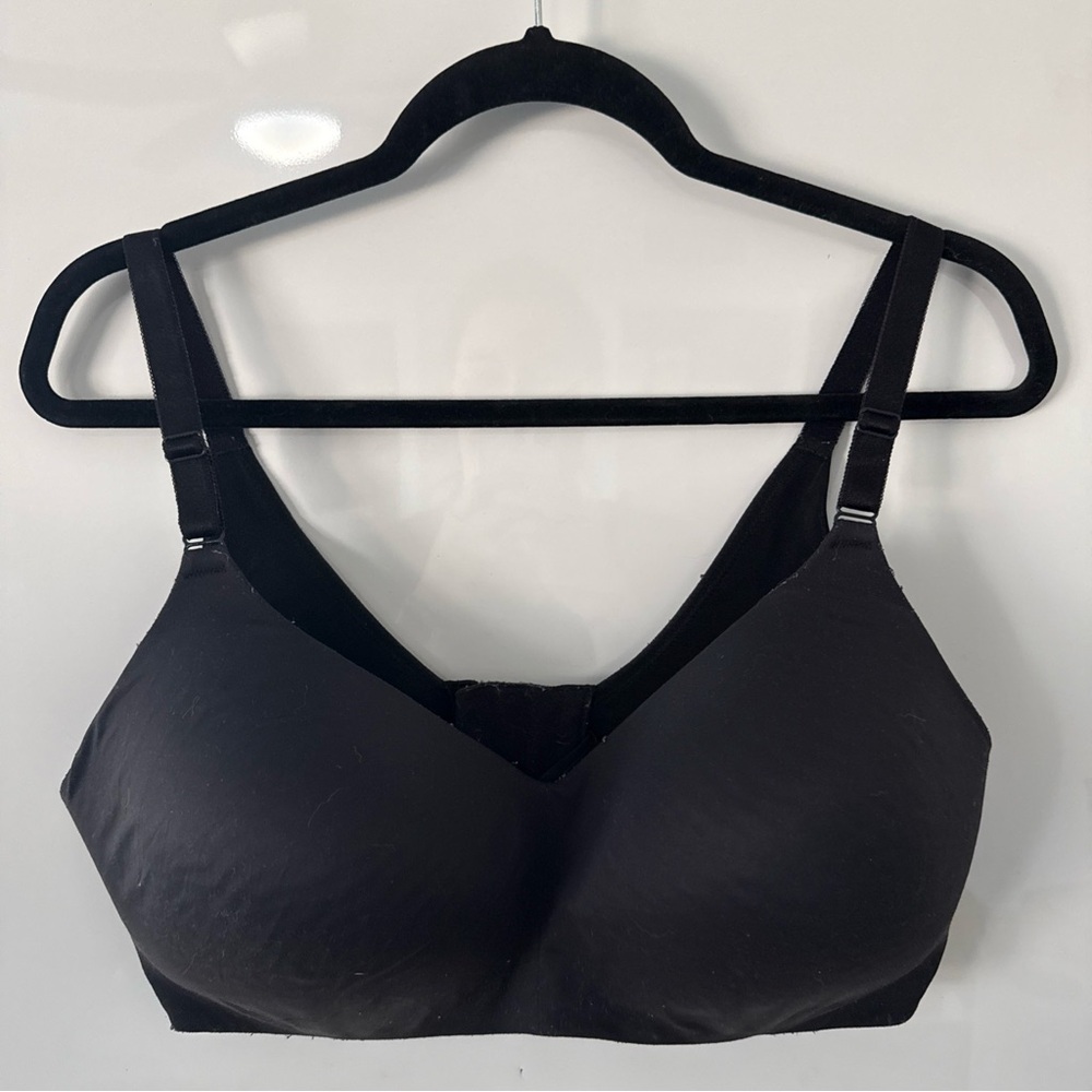 Torrid Curve Women’s Bra Size 38DDD Wireless Comfort Black T-shirt Smooth